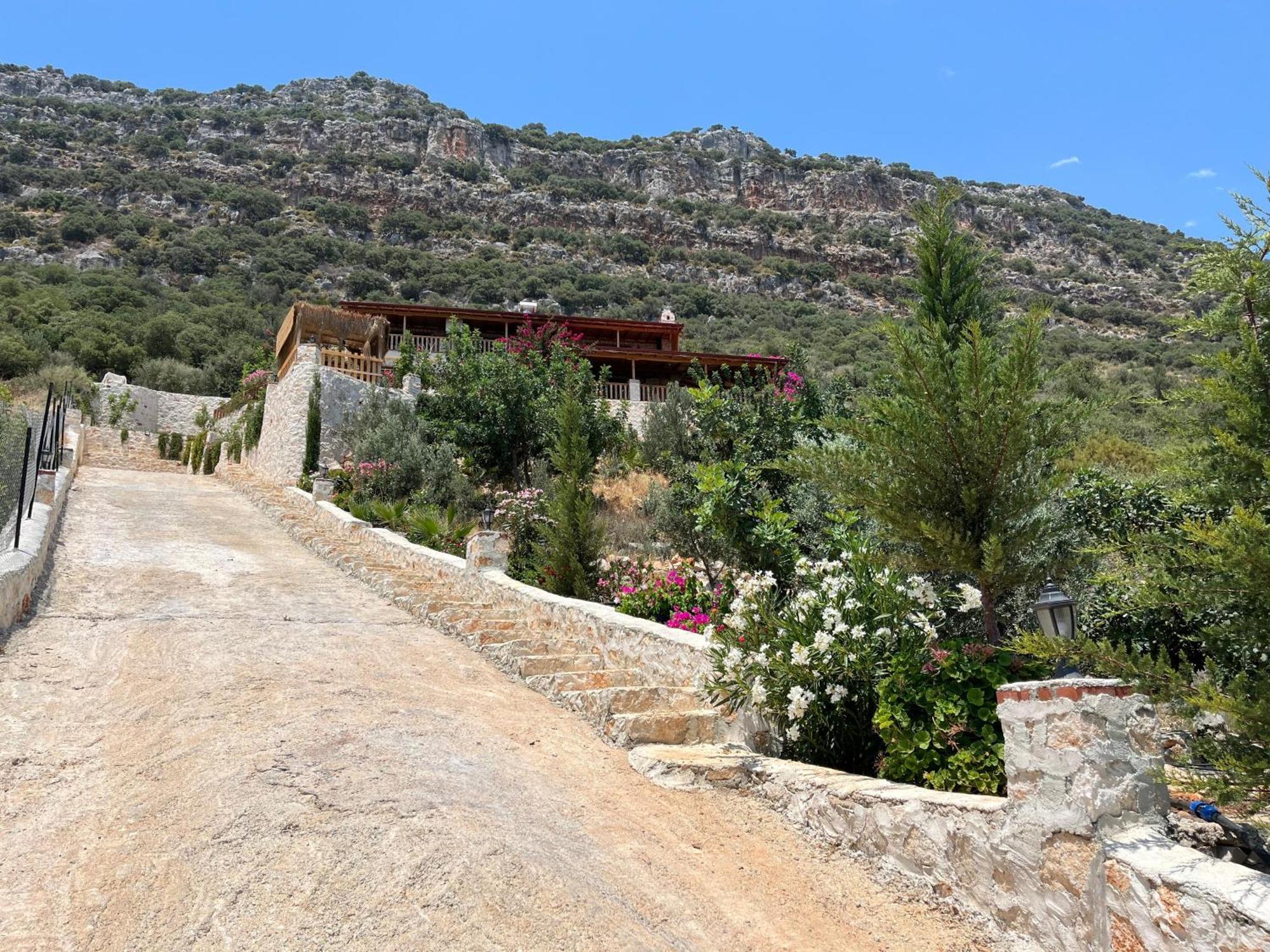 Istlada Tas Ev Apart - Kekova View Kapaklı Buitenkant foto
